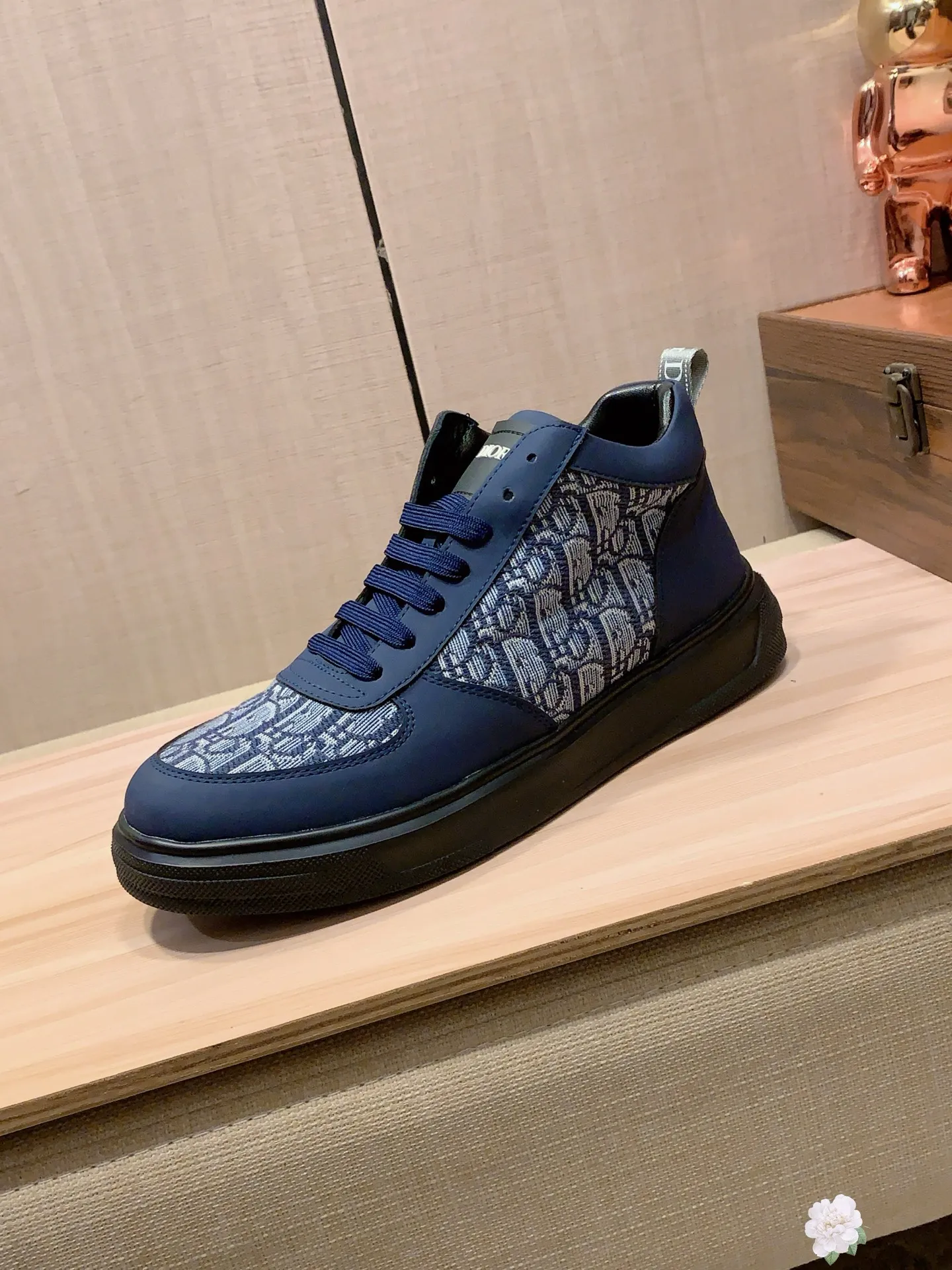 Men's Men's Shoes💰442💰💰🎩🎩[Lightning][Lightning] "Dior DIOR*" The latest and most popular casual shoes, top brand [seduce] luxury ~ purchasing agency, top ~ quality. [Strong] The upper is made of imported breathable cowhide with material ➕ breathable sheepskin feet (•) and fine workmanship. The original stylish and stylish soft rubber wear-resistant and non-slip outsole is light and comfortable on the feet. The real thing looks better when photographed in person. 111: code: 38-44, 3️⃣ colors selected